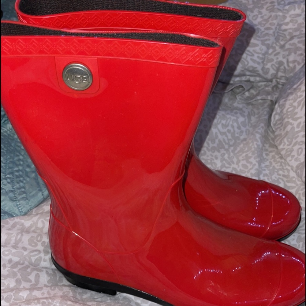 Ugg rain and winter boots